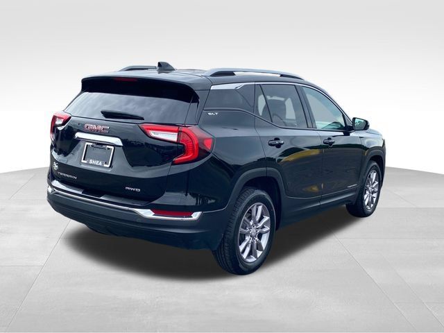 Certified 2024 GMC Terrain SLT AWD/4WD image 3