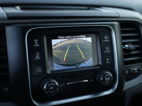 Used 2018 RAM 2500 Tradesman w/ Chrome Appearance Group image 14