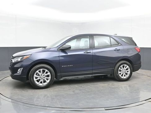 Used 2019 Chevrolet Equinox LS FWD image 11