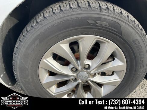 Used 2019 Kia Sedona L FWD image 24