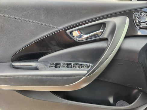 Used 2014 Hyundai Azera Limited w/ Option Group 02 FWD image 23
