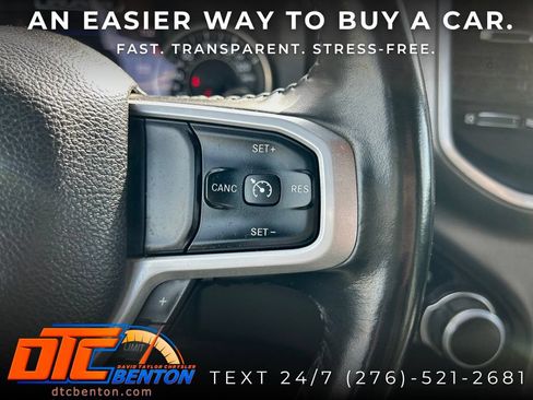 Used 2023 RAM 1500 4x4 Crew Cab image 16