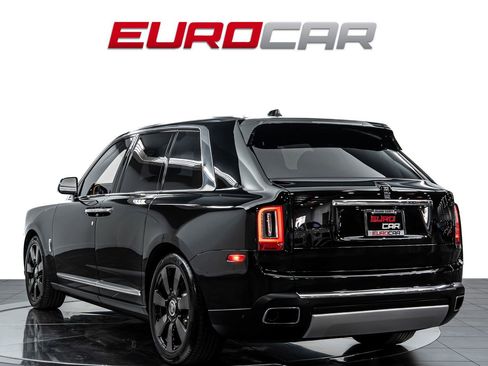 Used 2023 Rolls-Royce Cullinan AWD/4WD image 4