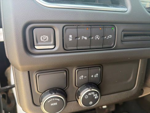 Used 2021 Chevrolet Tahoe LT RWD image 6