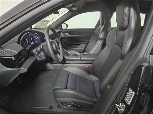 New 2025 Porsche Taycan 4S image 5
