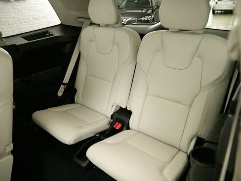 Certified 2024 Volvo XC90 T8 Ultimate AWD/4WD image 23
