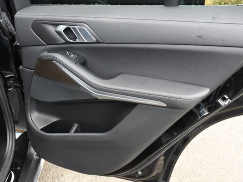 Used 2022 BMW X5 xDrive40i w/ Premium Package image 21