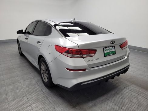 Used 2020 Kia Optima LX FWD image 5