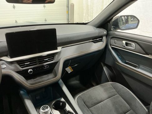 New 2026 Ford Explorer Tremor w/ Tremor Convenience Package AWD/4WD image 36