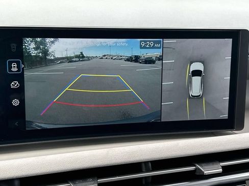 Used 2025 Hyundai Tucson Limited FWD image 35