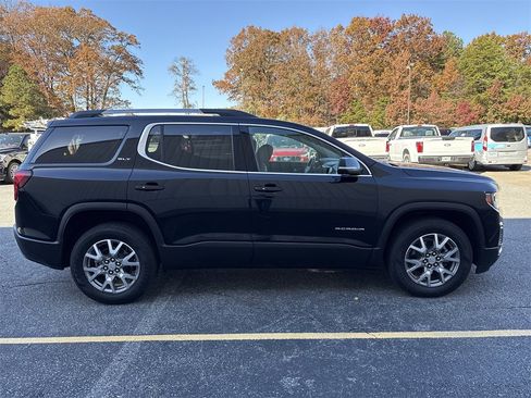Used 2021 GMC Acadia SLT image 8
