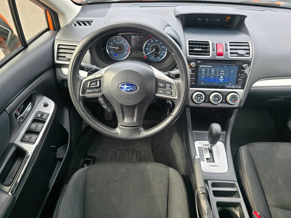 Used 2015 Subaru Crosstrek 2.0i Premium AWD/4WD image 2