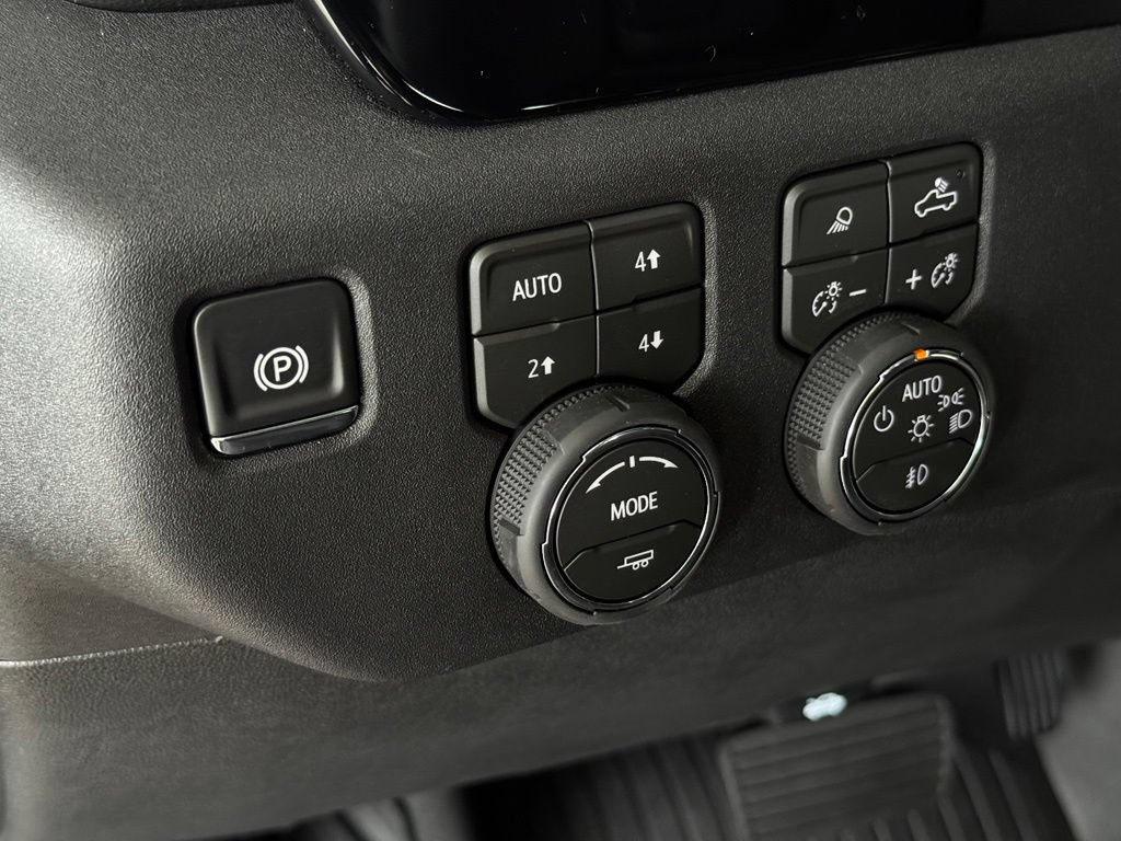 New 2026 Chevrolet Silverado 1500 RST w/ RST All Star Premium Package AWD/4WD image 30