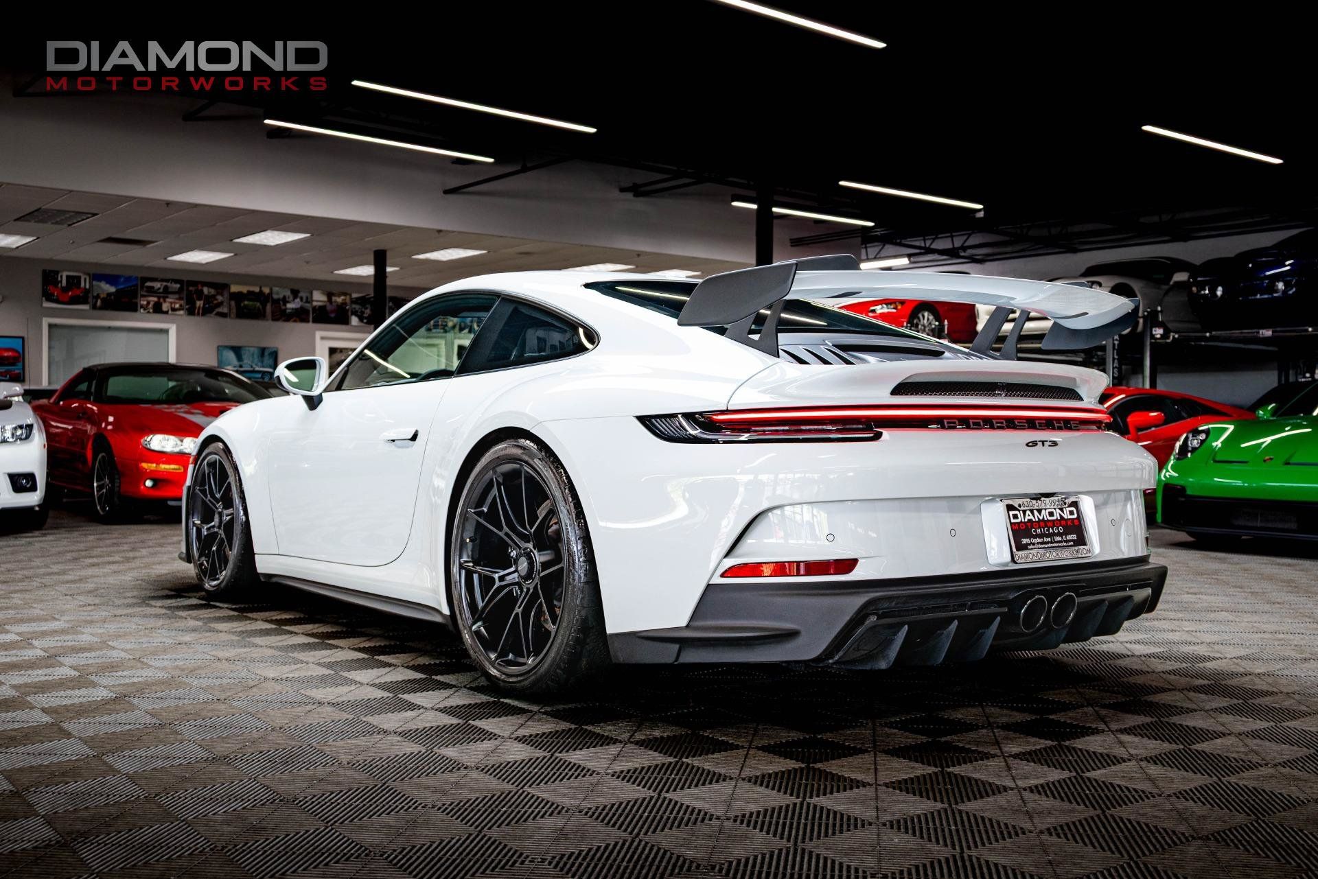 Used 2022 Porsche 911 GT3 RWD image 2