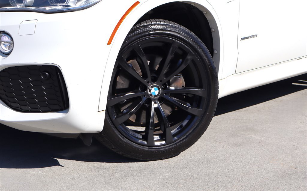 Used 2015 BMW X5 xDrive50i AWD/4WD image 10