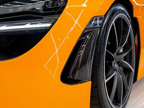 Used 2020 McLaren 720S Spider RWD image 11
