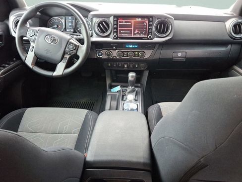 Used 2023 Toyota Tacoma TRD Off-Road w/ Technology Package image 9