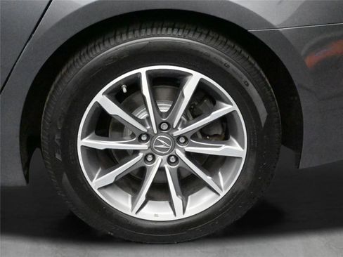 Used 2020 Acura TLX image 12