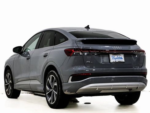 Used 2023 Audi Q4 e-tron Premium image 9