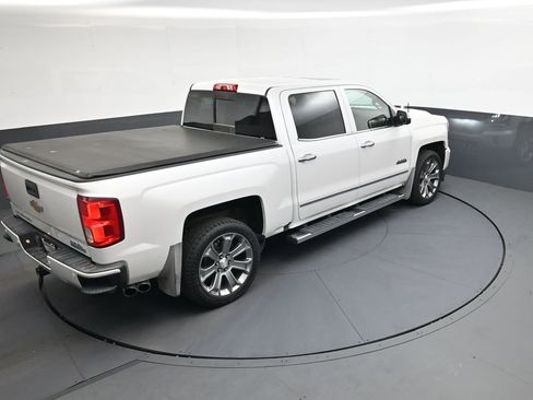 Used 2018 Chevrolet Silverado 1500 High Country image 33