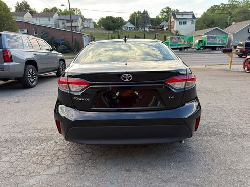 Used 2023 Toyota Corolla LE FWD image 6