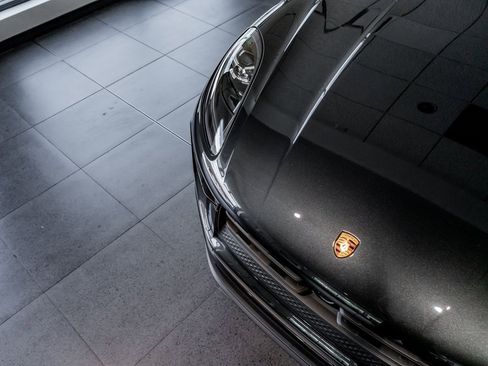 New 2025 Porsche Macan image 31