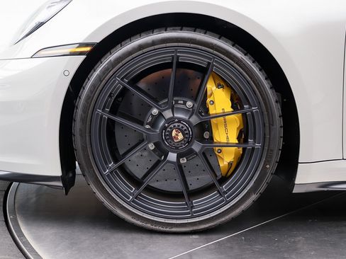 Used 2026 Porsche 911 Targa 4 GTS AWD/4WD image 21