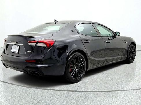 Used 2023 Maserati Ghibli Modena Q4 AWD/4WD image 5