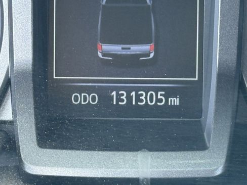 Used 2016 Toyota Tacoma TRD Off-Road w/ Premium & Technology Package image 34