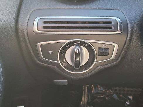 Used 2016 Mercedes-Benz C 300 C 300 4MATIC Sedan 4D image 21