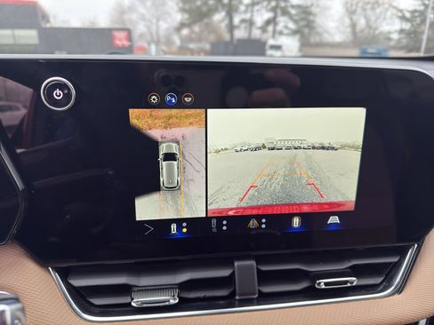 New 2026 Chevrolet Equinox ACTIV w/ Convenience Package III image 11