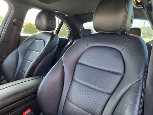 Used 2019 Mercedes-Benz C 300 Sedan image 16