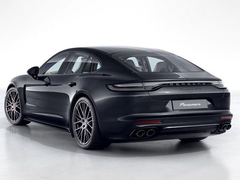 Certified 2023 Porsche Panamera GTS image 2