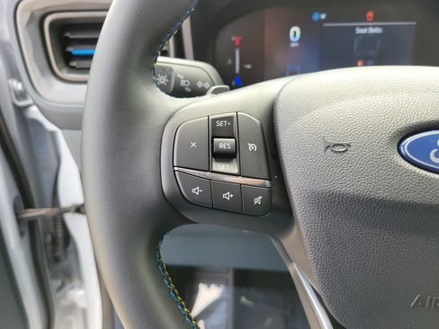 Used 2026 Ford Maverick Lobo AWD/4WD image 21