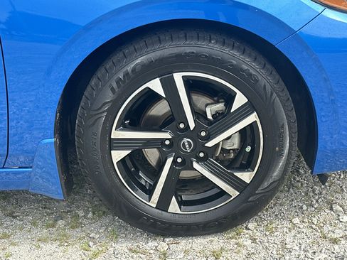 Used 2024 Nissan Sentra SV FWD image 12