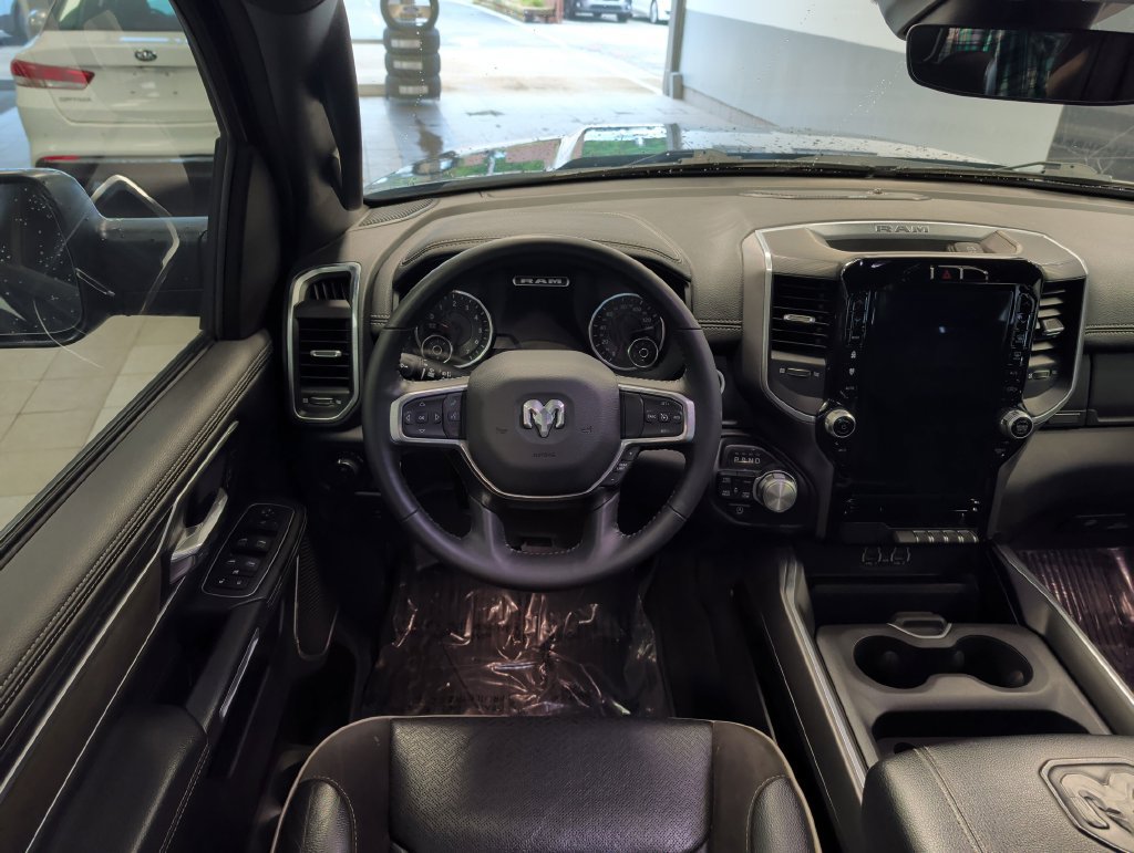 Used 2023 RAM 1500 Laramie AWD/4WD image 22