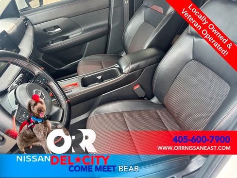 Used 2025 Nissan Kicks SR FWD image 14