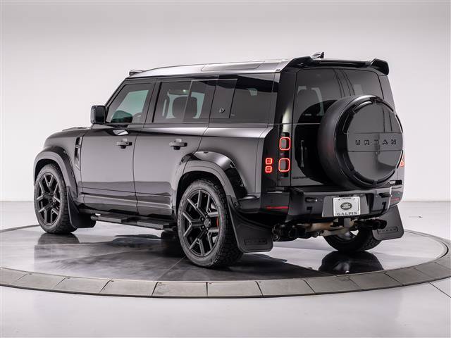 Used 2023 Land Rover Defender 110 V8 AWD/4WD image 3