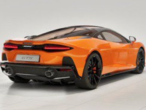 Used 2023 McLaren GT RWD image 3
