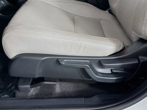 Used 2021 Honda HR-V EX-L image 21