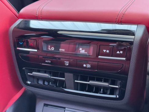 Used 2022 Acura MDX A-Spec image 42