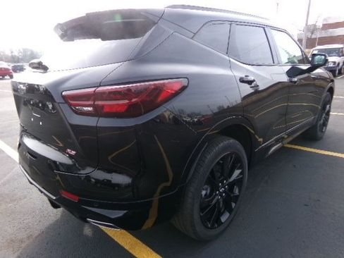 Used 2023 Chevrolet Blazer RS w/ Enhanced Convenience Package image 4