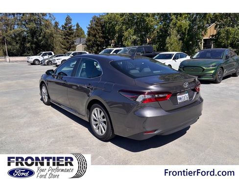 Used 2024 Toyota Camry LE w/ Convenience Package FWD image 4