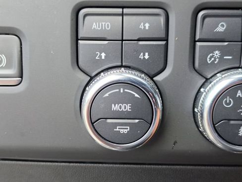 Used 2024 GMC Sierra 1500 Denali AWD/4WD image 35