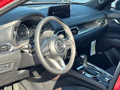 New 2025 MAZDA CX-5 Signature image 15
