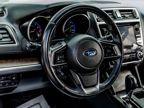 Used 2018 Subaru Outback 2.5i Limited image 26