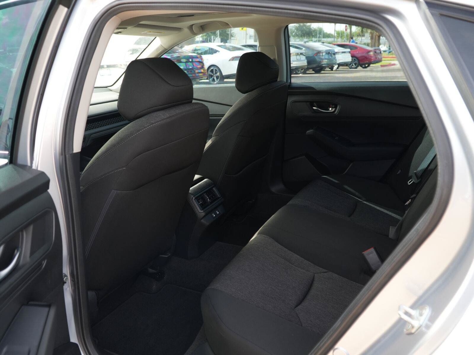 Used 2026 Honda Accord SE image 19