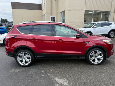 Used 2018 Ford Escape Titanium w/ Ford Safe & Smart Package image 3