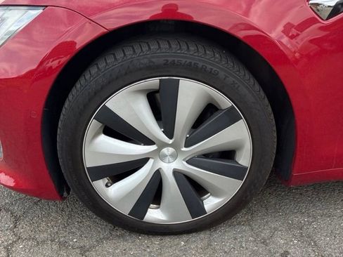 Used 2021 Tesla Model S Long Range image 11