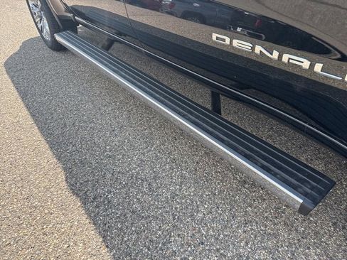 New 2026 GMC Sierra 1500 Denali w/ Denali Reserve Package image 14